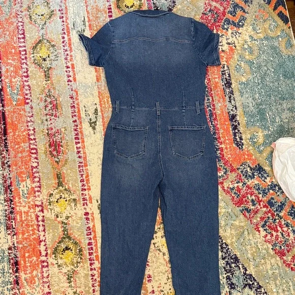 Celebrity Pink Denim Top - Picture 4 of 4